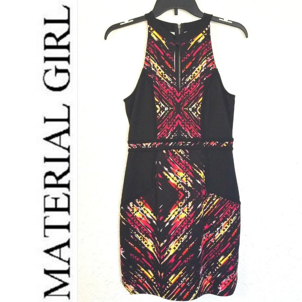 NWT**Patterened Dress ll Material Girl